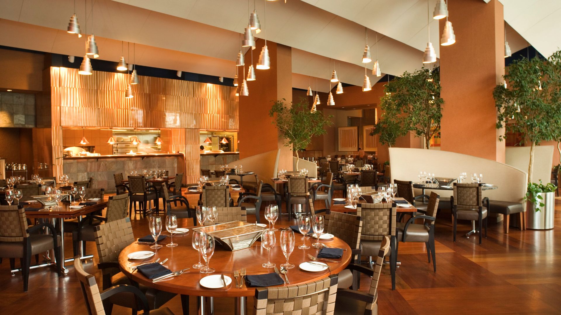 21 Expert-Approved Restaurant Supply Buying Guidelines